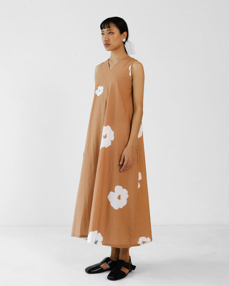 Load image into Gallery viewer, Arabella Mocha Sleeveless Dress