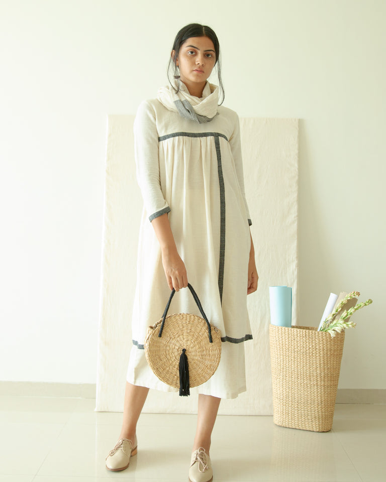 Load image into Gallery viewer, Ivory Organic Cotton Selvedge Dress