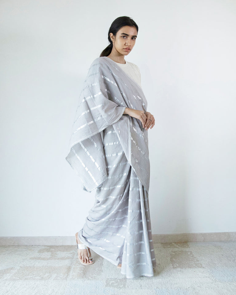 Load image into Gallery viewer, Grey Cotton Stripe Saree