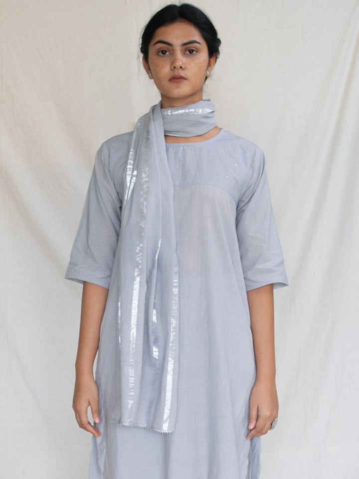 Load image into Gallery viewer, Grey Cotton Zari Stole