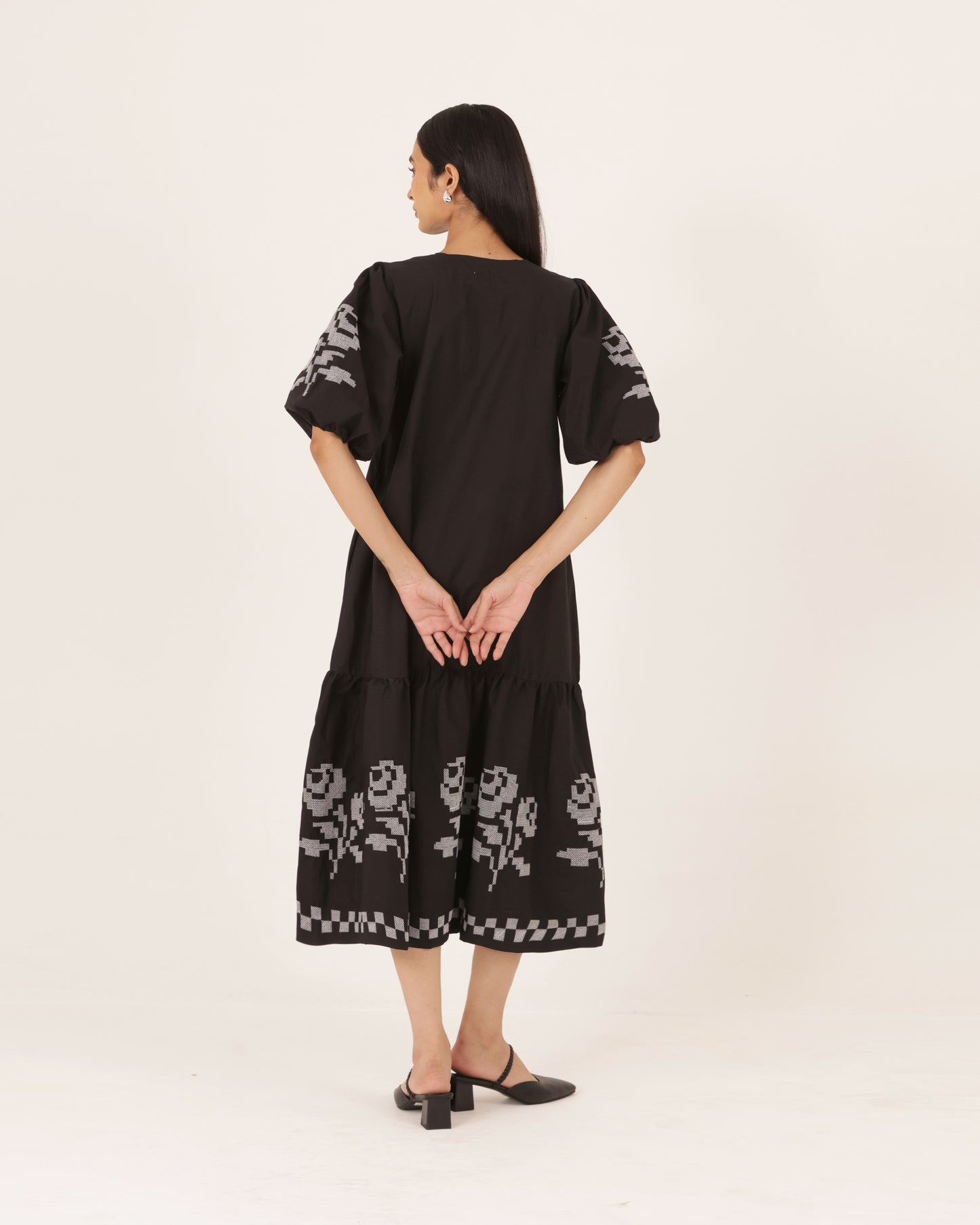 Luna Embroidery Dress
