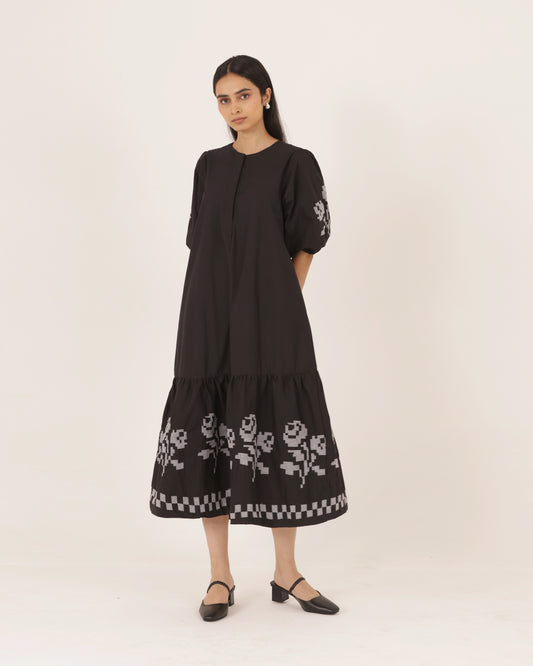 Luna Embroidery Dress