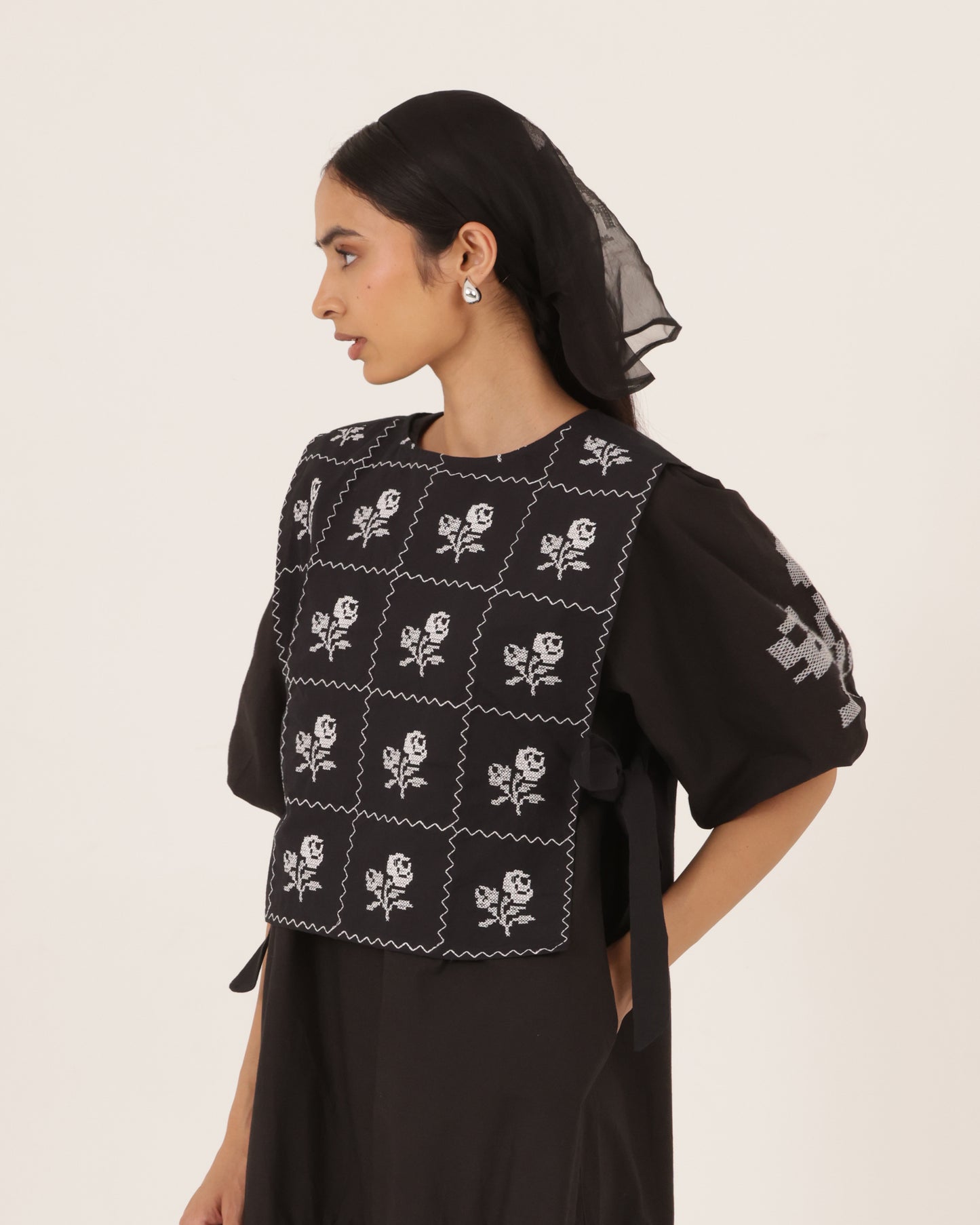 Nebula Bib Set