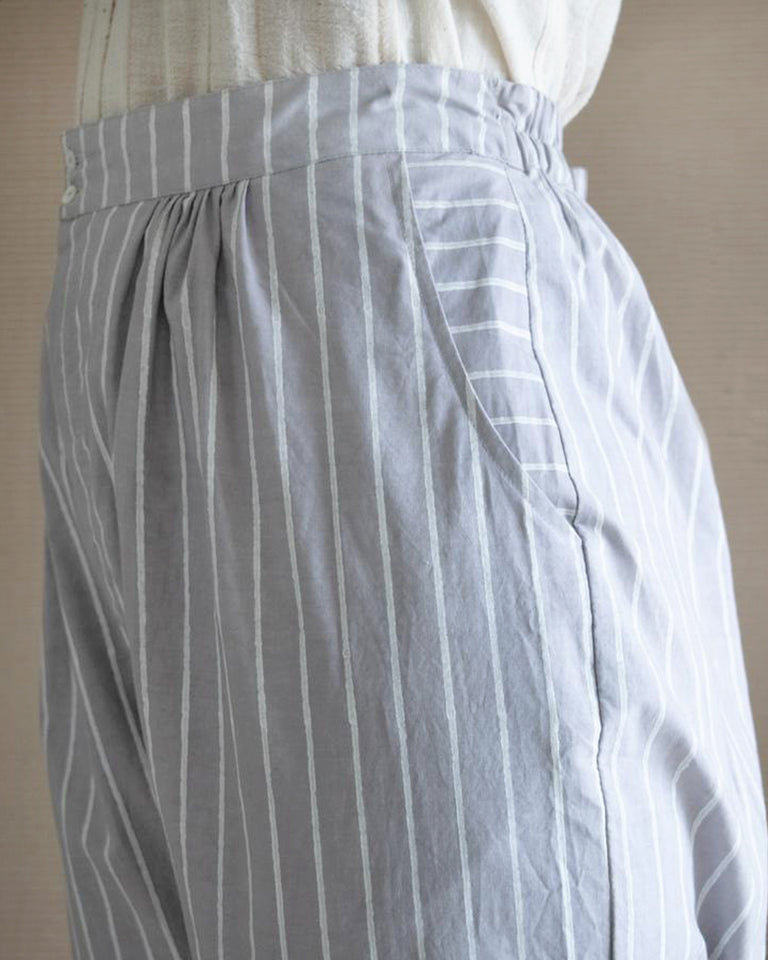 Load image into Gallery viewer, Grey Stripe Pegged Pants