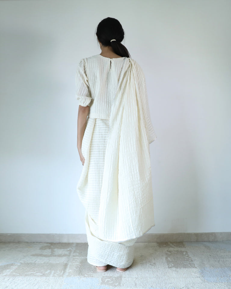 Load image into Gallery viewer, Ivory Cotton Stripe Saree